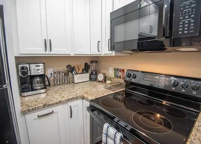 Holiday home Cozy 1-bedroom Getaway With The Essentials *